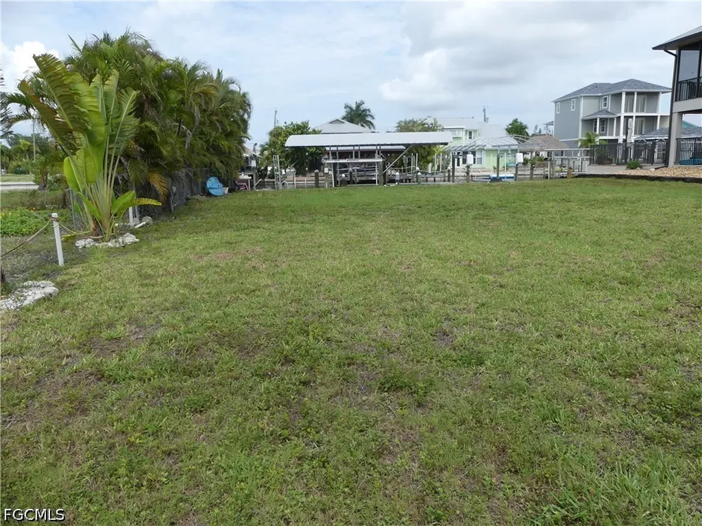 2371 Sycamore Street St. James City FL 33956