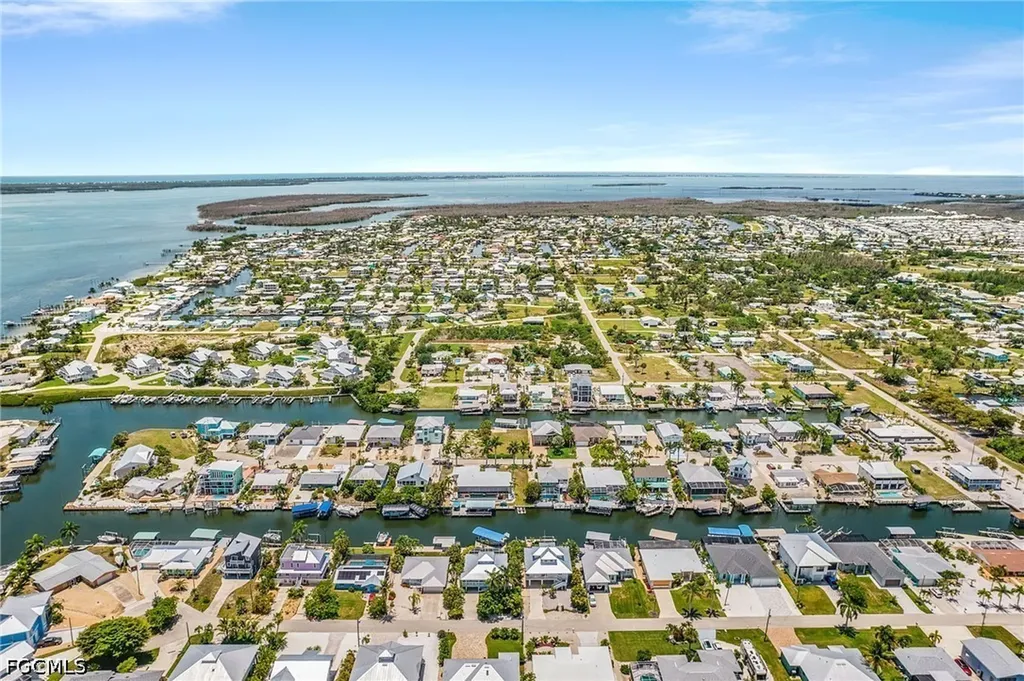 2371 Sycamore Street St. James City FL 33956