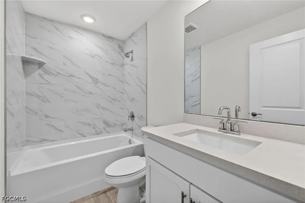 1707 NW 25th Lane Cape Coral FL 33993