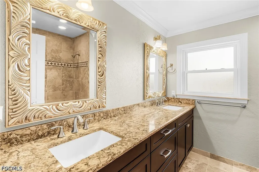 5985 Baker Court Fort Myers FL 33919