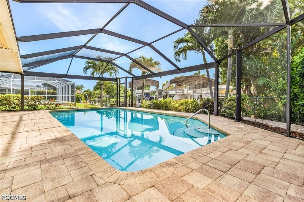 5985 Baker Court Fort Myers FL 33919