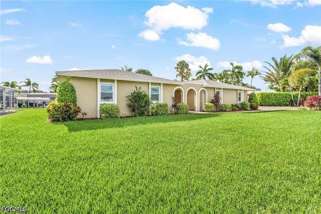 5985 Baker Court Fort Myers FL 33919