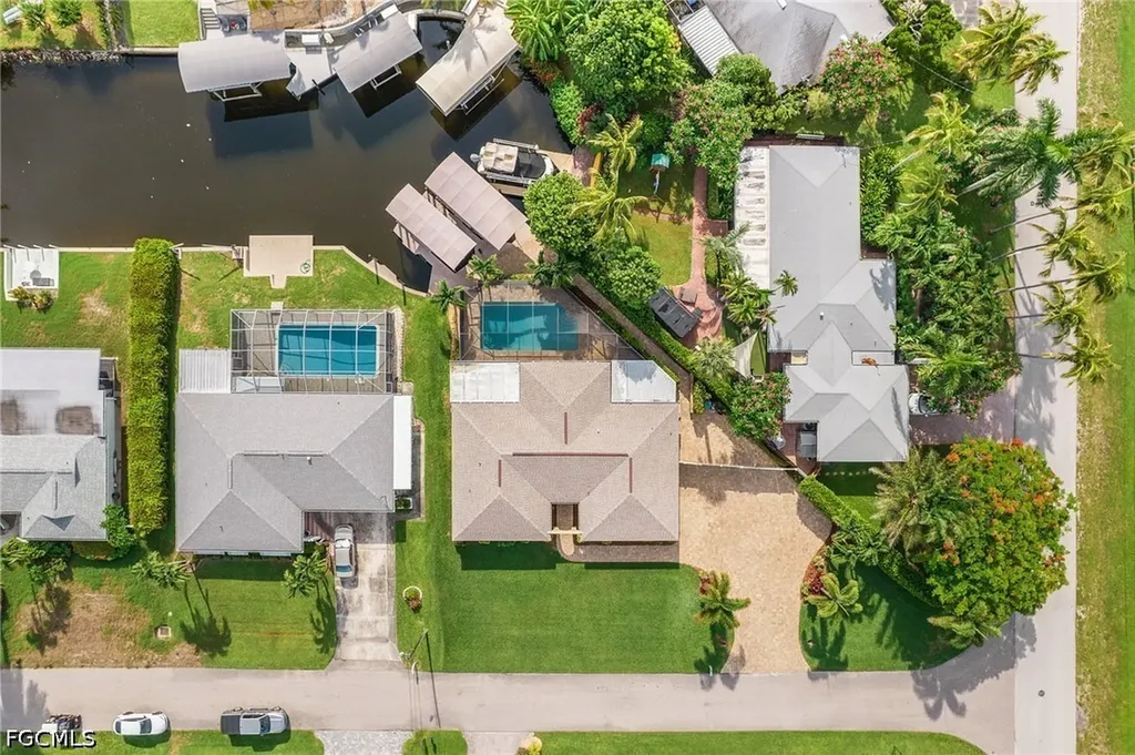 5985 Baker Court Fort Myers FL 33919