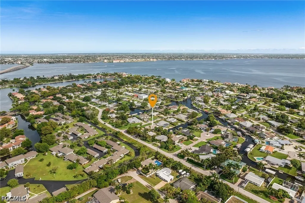 5985 Baker Court Fort Myers FL 33919