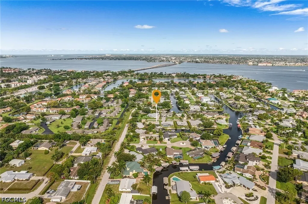 5985 Baker Court Fort Myers FL 33919