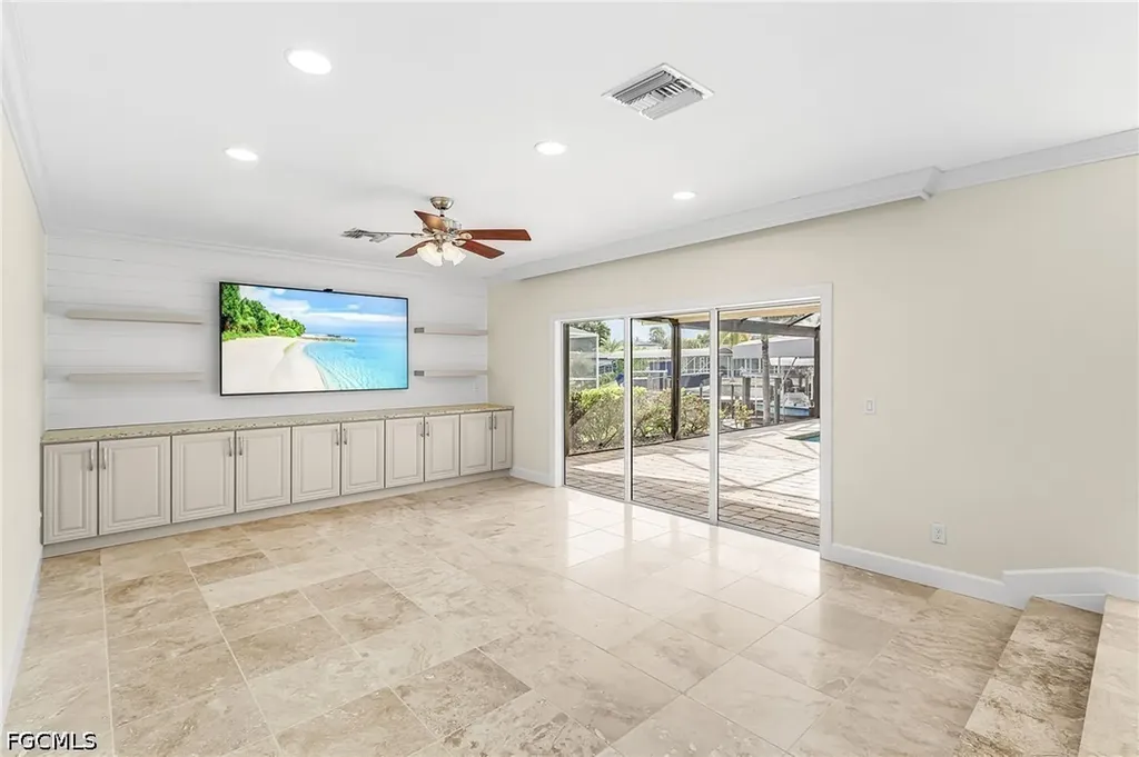 5985 Baker Court Fort Myers FL 33919