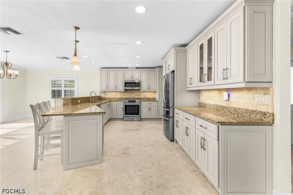 5985 Baker Court Fort Myers FL 33919