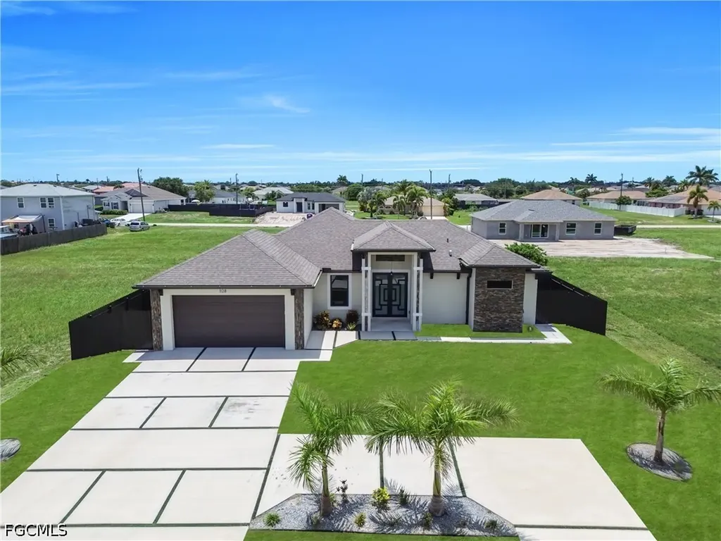 Cape Coral FL, 1128 Nelson Road N