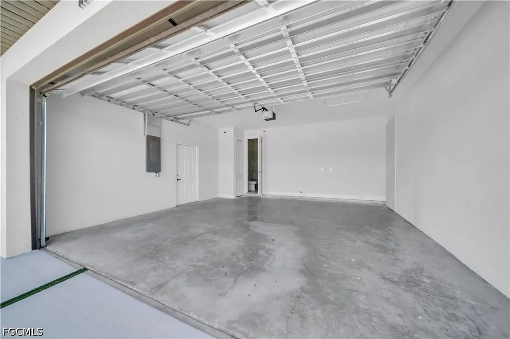 1128 Nelson Road N Cape Coral FL 33993