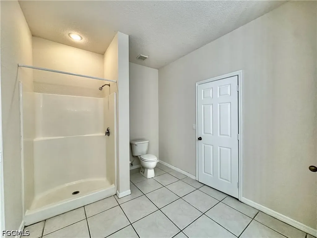 530 Kilgour Avenue Lehigh Acres FL 33974