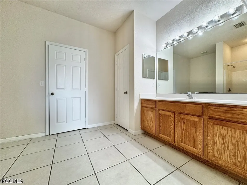 530 Kilgour Avenue Lehigh Acres FL 33974