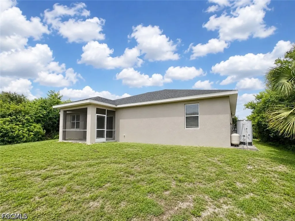 530 Kilgour Avenue Lehigh Acres FL 33974