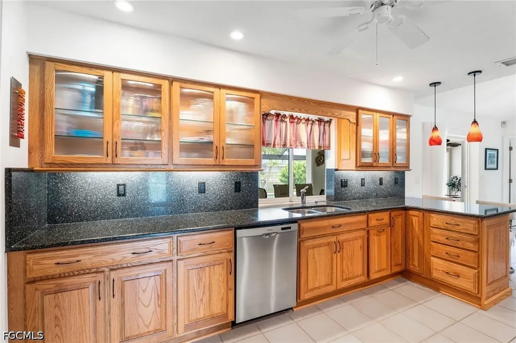 5000 SW 17th Avenue Cape Coral FL 33914
