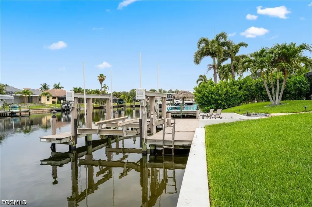5000 SW 17th Avenue Cape Coral FL 33914