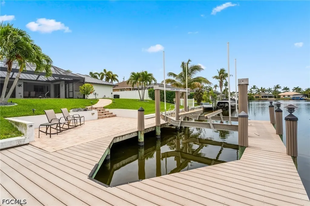 5000 SW 17th Avenue Cape Coral FL 33914