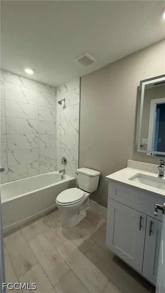 1424 NE 37th Street Cape Coral FL 33909