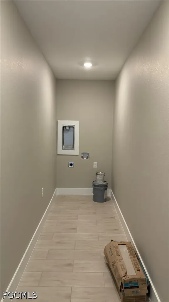 1424 NE 37th Street Cape Coral FL 33909