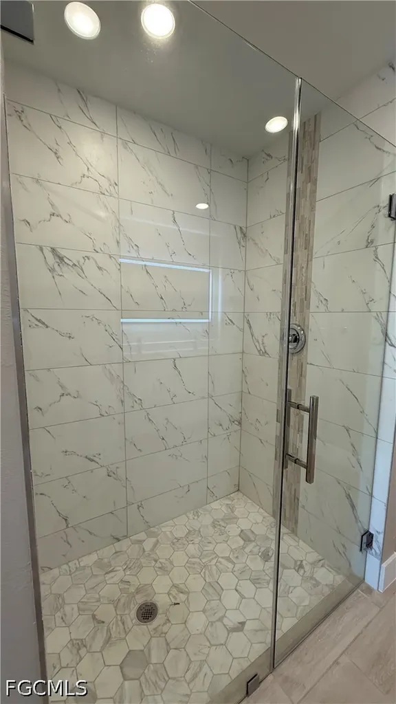 1424 NE 37th Street Cape Coral FL 33909