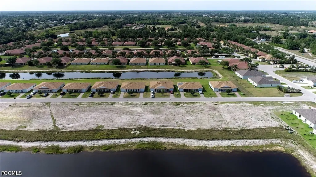 18303 Gibraltar Lane Lehigh Acres FL 33936