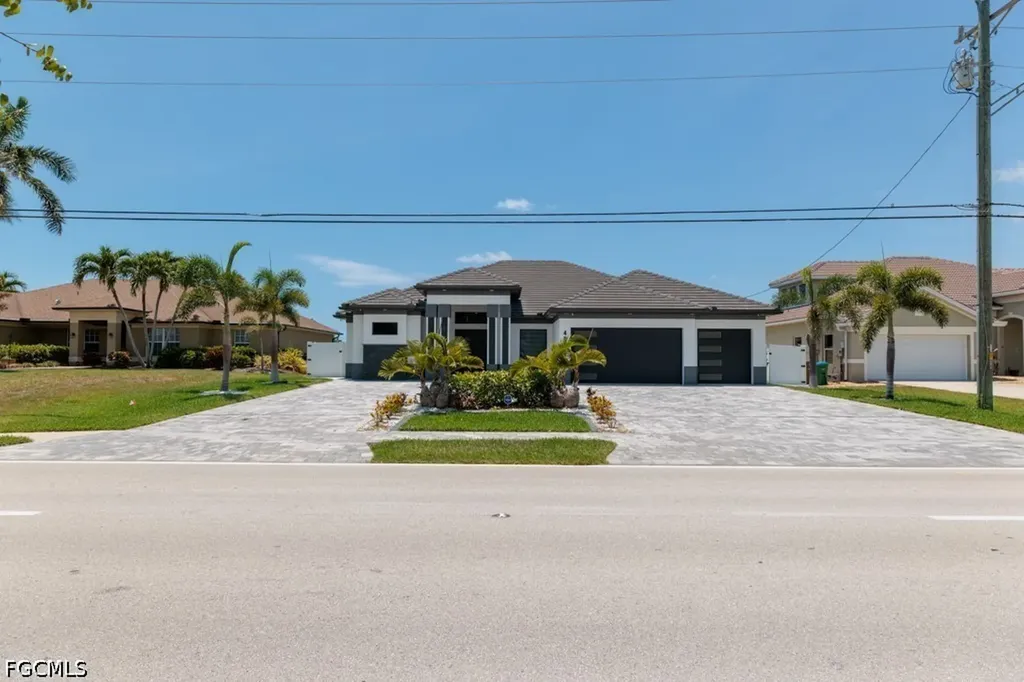 4024 Chiquita Boulevard S Cape Coral FL 33914