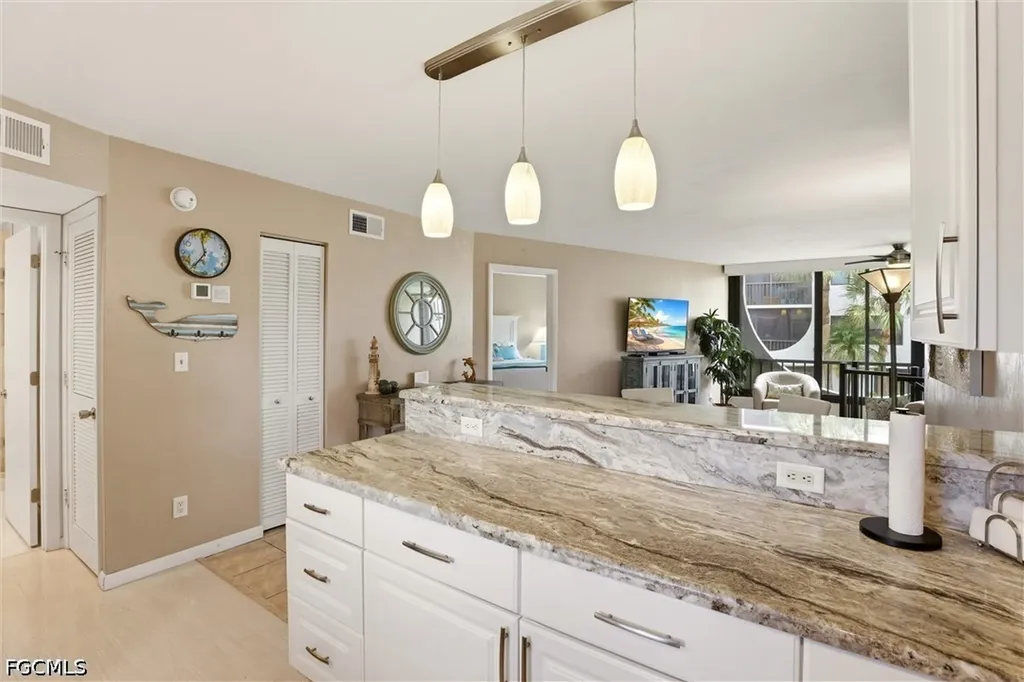 1011 Anglers Cove Marco Island FL 34145