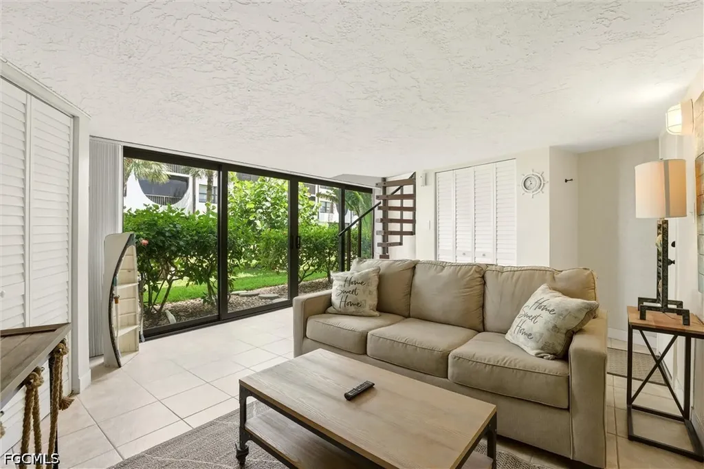 1011 Anglers Cove Marco Island FL 34145