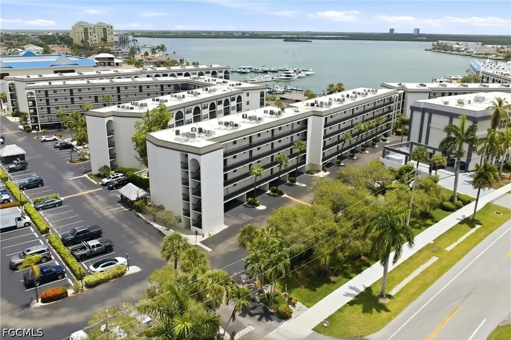 1011 Anglers Cove Marco Island FL 34145