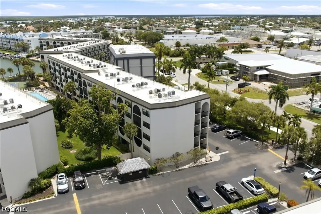 1011 Anglers Cove Marco Island FL 34145