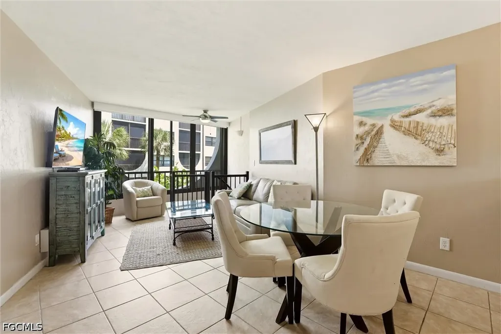 1011 Anglers Cove Marco Island FL 34145