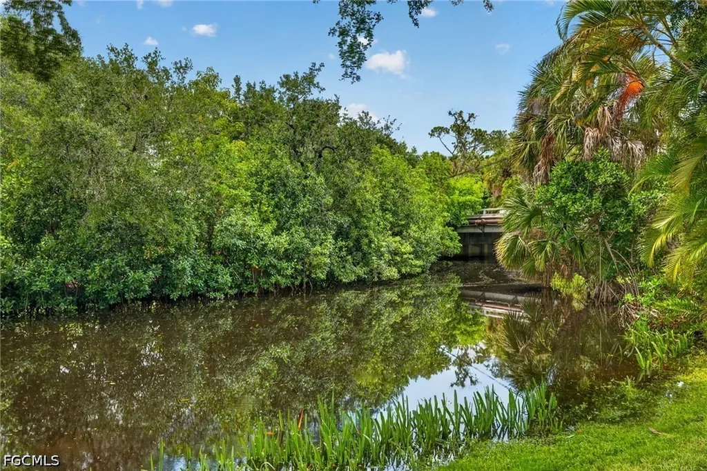 15411 River Vista Drive S North Fort Myers FL 33917