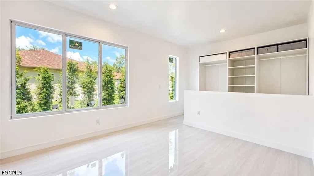 2931 16th Avenue NE Naples FL 34120