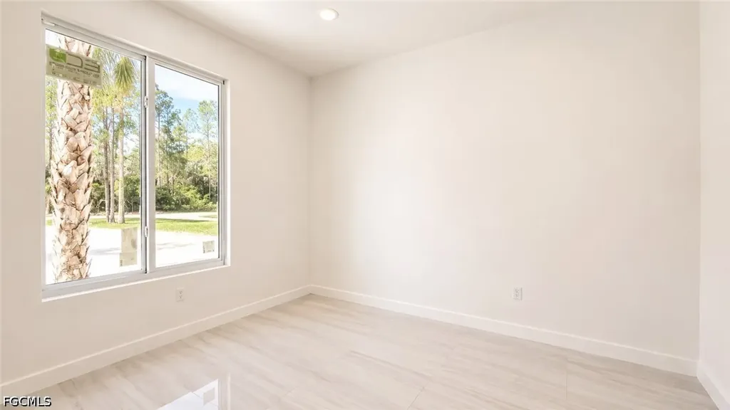 2931 16th Avenue NE Naples FL 34120