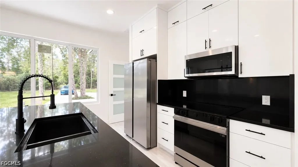 2931 16th Avenue NE Naples FL 34120
