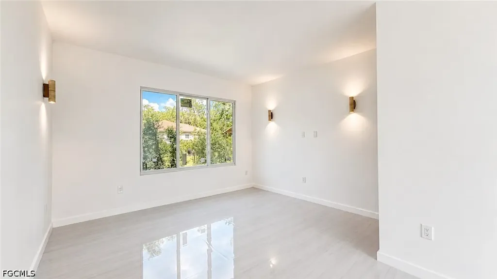 2931 16th Avenue NE Naples FL 34120