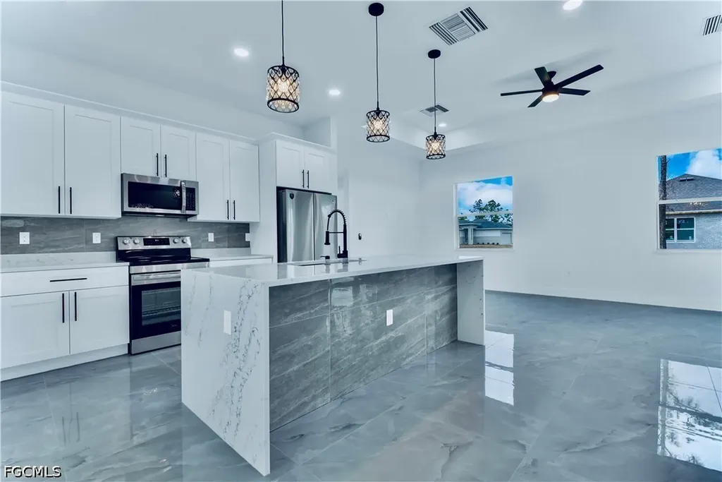 654 Trinity Street E Lehigh Acres FL 33974