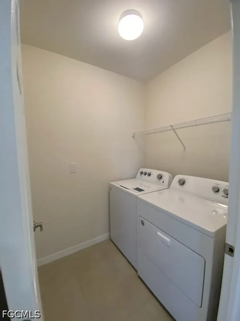 1909 NW 6th Terrace Cape Coral FL 33993