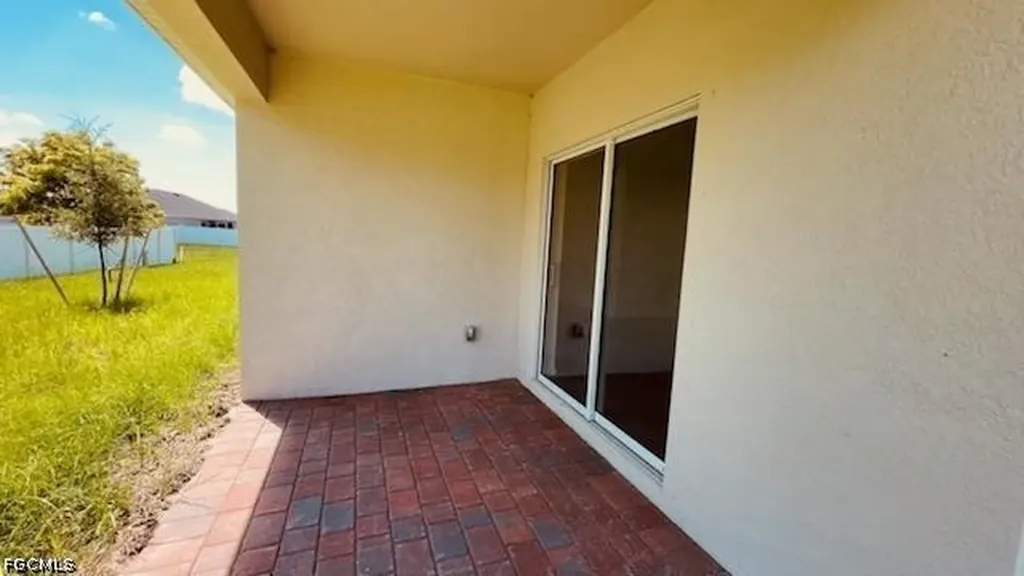 1909 NW 6th Terrace Cape Coral FL 33993