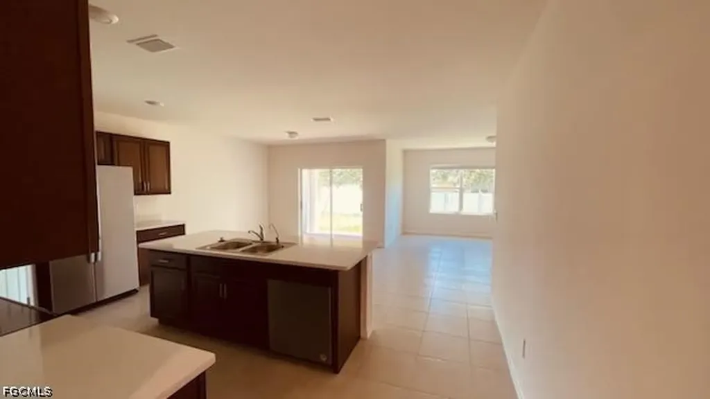 1909 NW 6th Terrace Cape Coral FL 33993