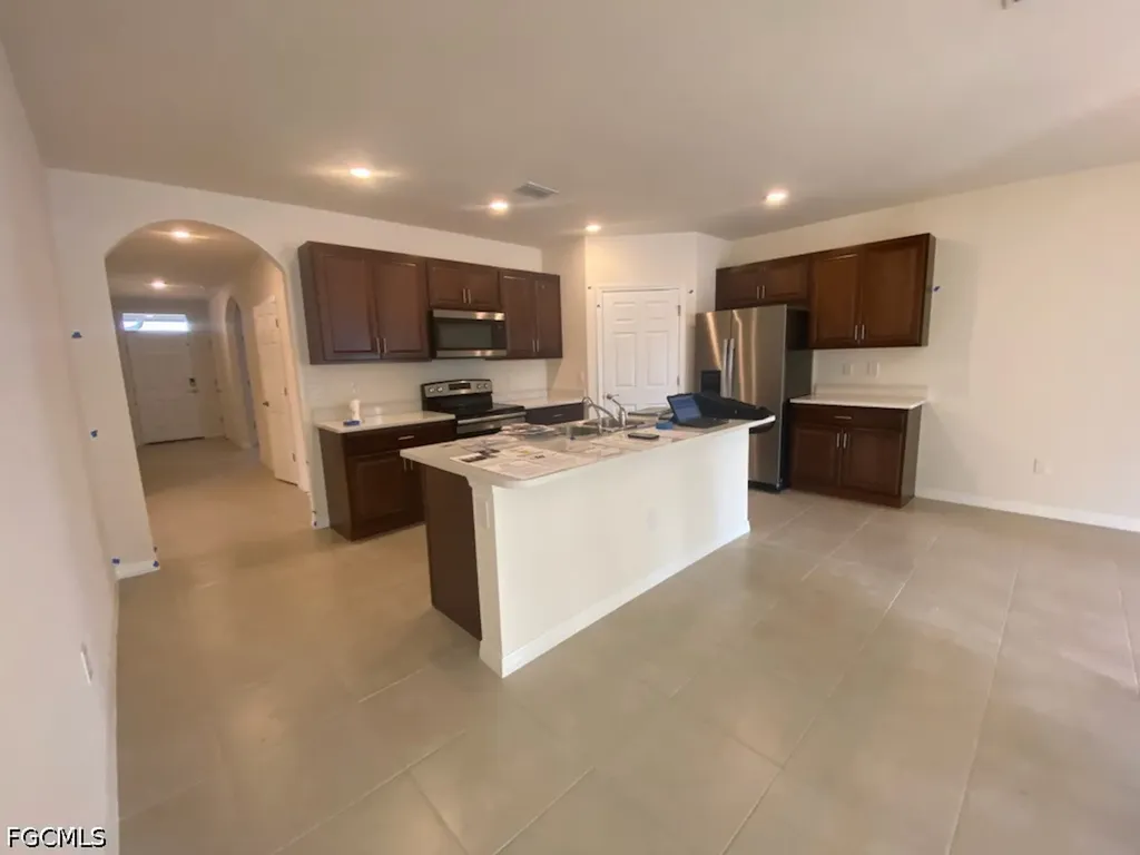 1909 NW 6th Terrace Cape Coral FL 33993
