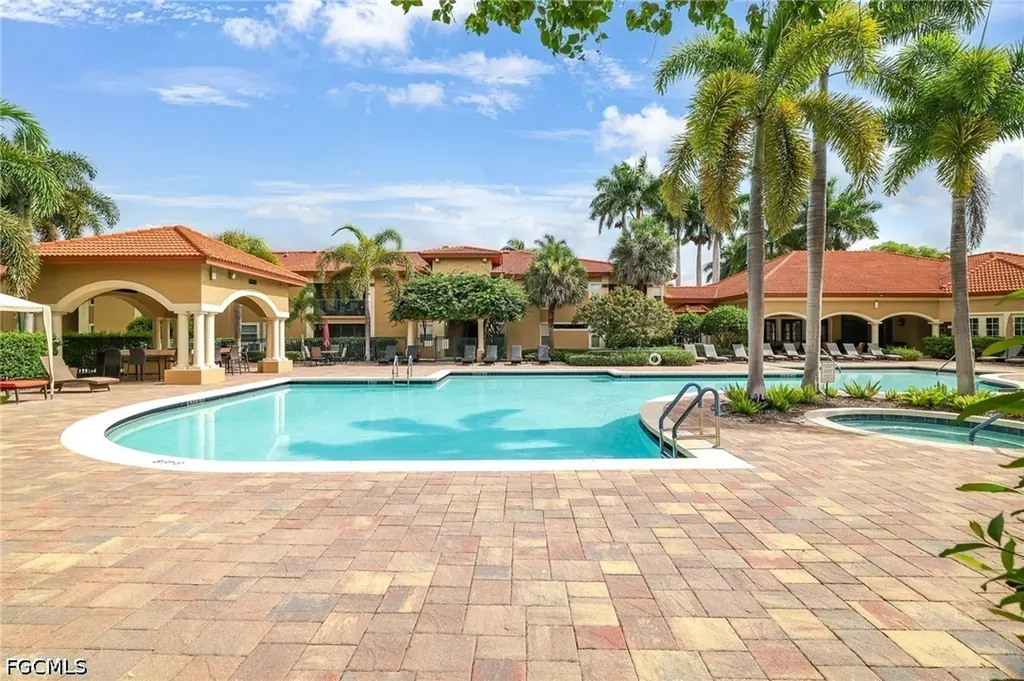 8940 Colonnades Court E Bonita Springs FL 34135
