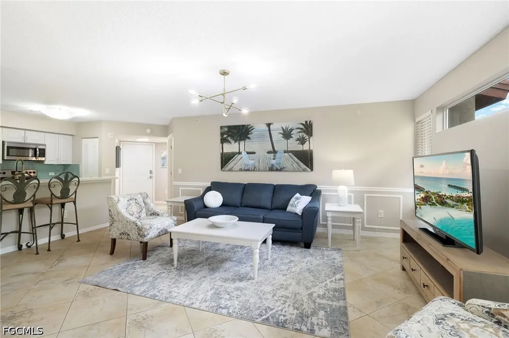 8940 Colonnades Court E Bonita Springs FL 34135