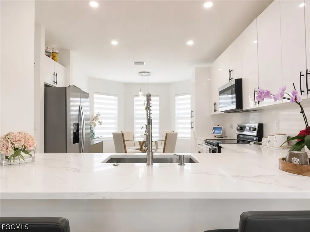 506 NW Juanita Court Cape Coral FL 33993