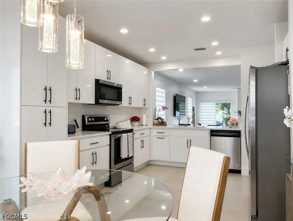 506 NW Juanita Court Cape Coral FL 33993