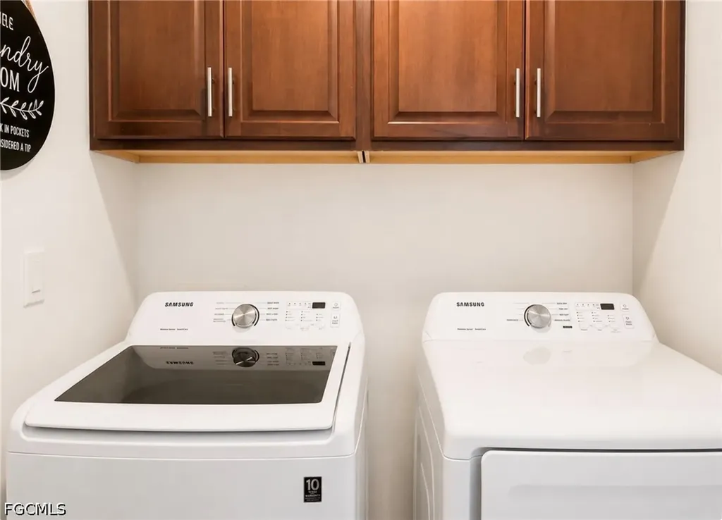 506 NW Juanita Court Cape Coral FL 33993