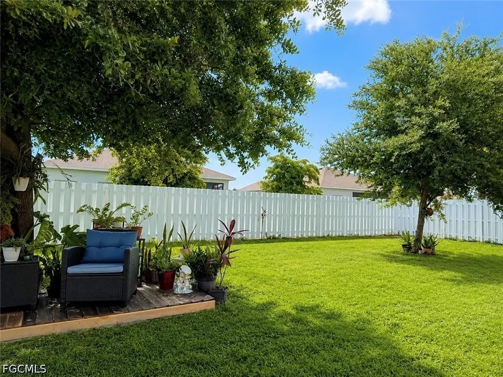 506 NW Juanita Court Cape Coral FL 33993