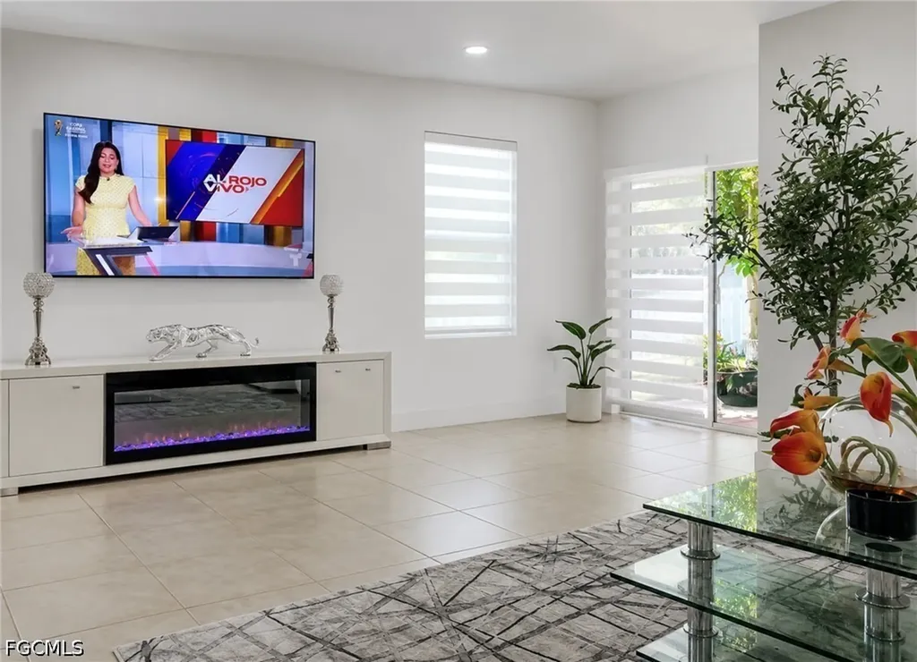506 NW Juanita Court Cape Coral FL 33993
