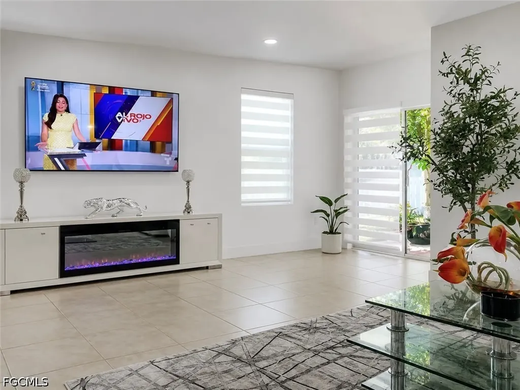 506 NW Juanita Court Cape Coral FL 33993