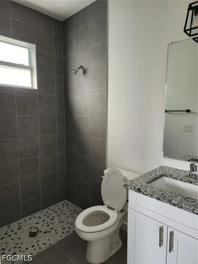 2431 Lola Avenue S Lehigh Acres FL 33973