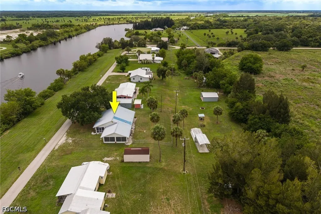 1159 Lock Lane Moore Haven FL 33471