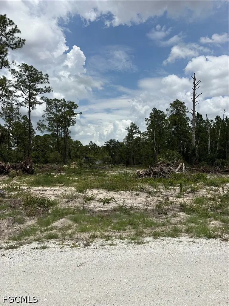 1122 Johns Avenue Lehigh Acres FL 33972